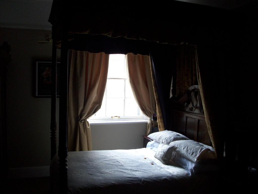 The Bradley Otel Cheltenham Oda fotoğraf