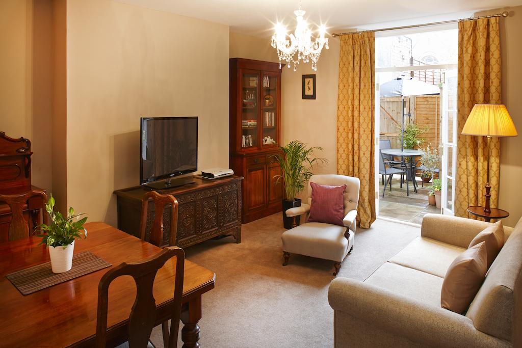 The Bradley Otel Cheltenham Dış mekan fotoğraf