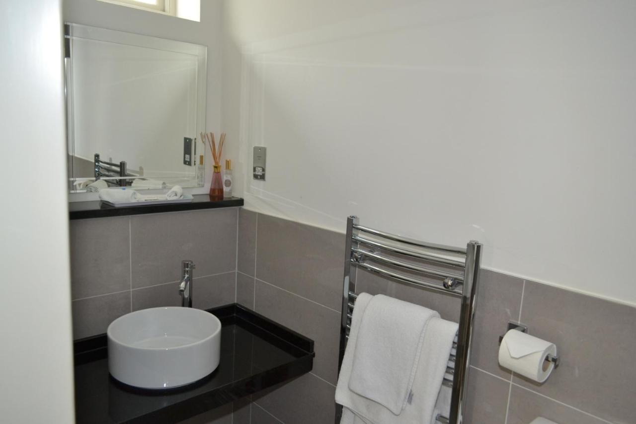 The Bradley Otel Cheltenham Dış mekan fotoğraf